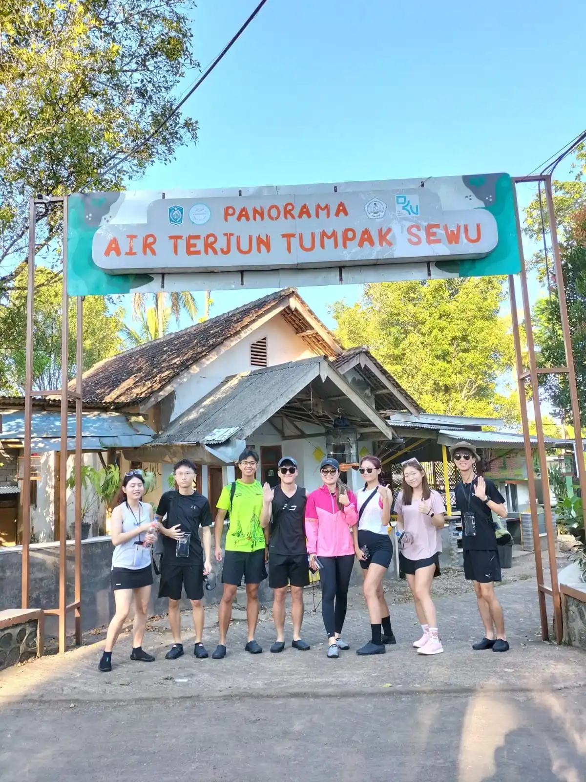 tumpak-sewu-waterfall-kulo-java-tour-travel-1